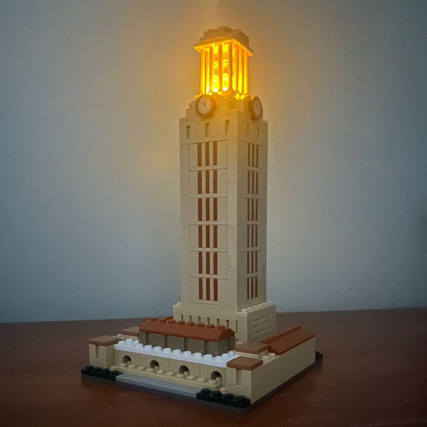 University of Texas UT Tower Mini Replica Model Building Set- with LED Light Brick